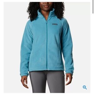 Columbia fleece sweater
